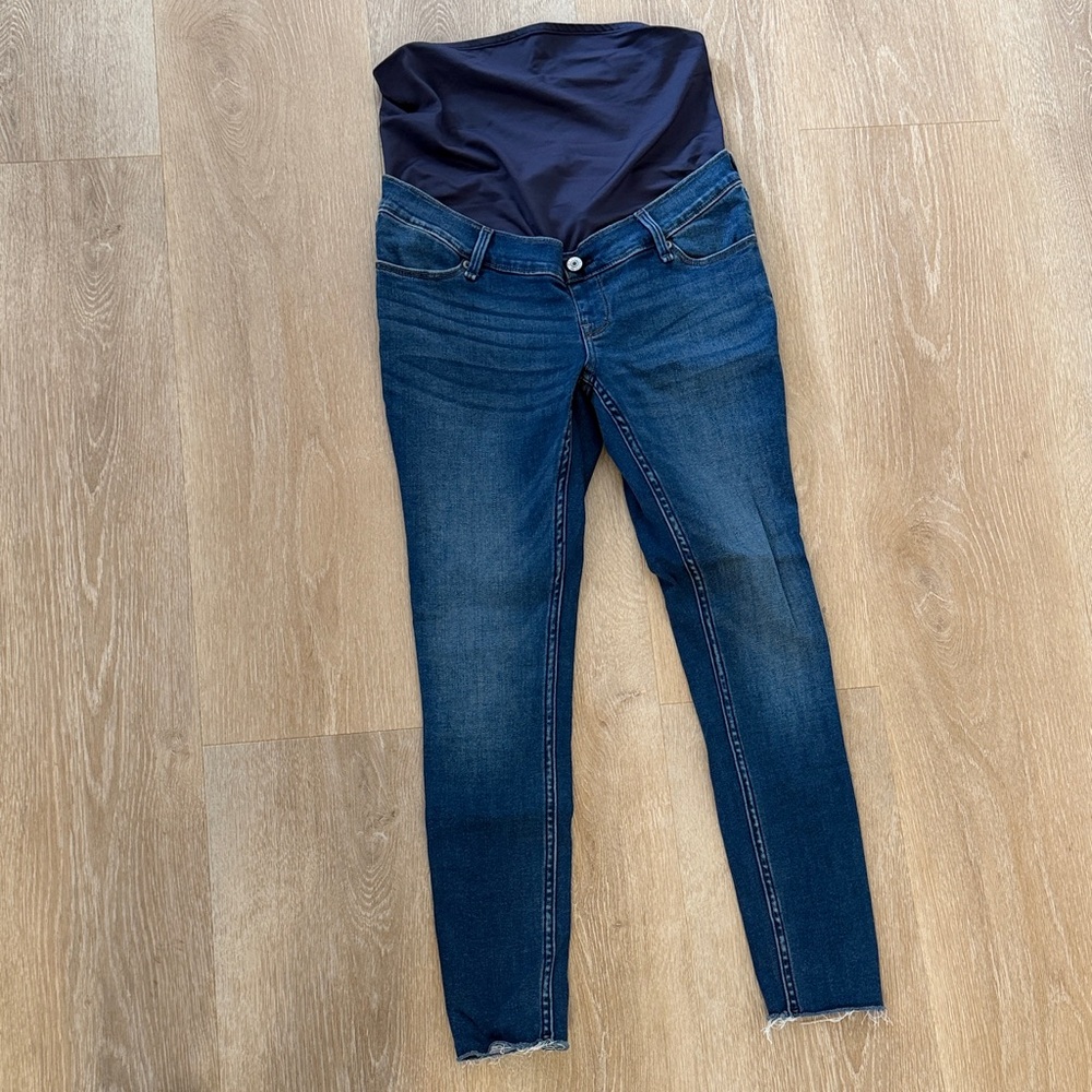 Abercrombie & Fitch Maternity ‘the Jean legging’